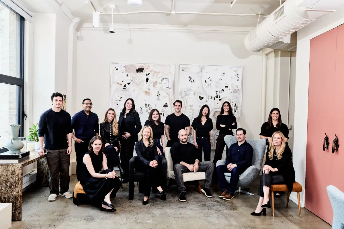 Office buildings in New York illustrating venture capital fundraising